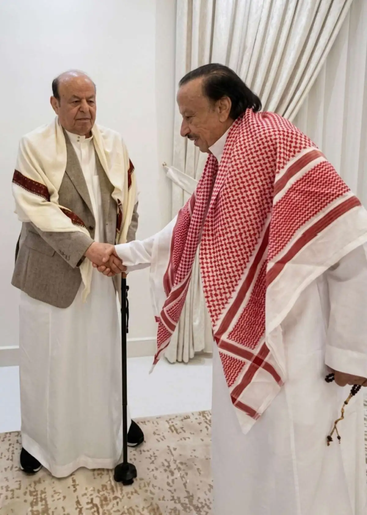 نشر اخر صورة للرئيس هادي قبل وفاته