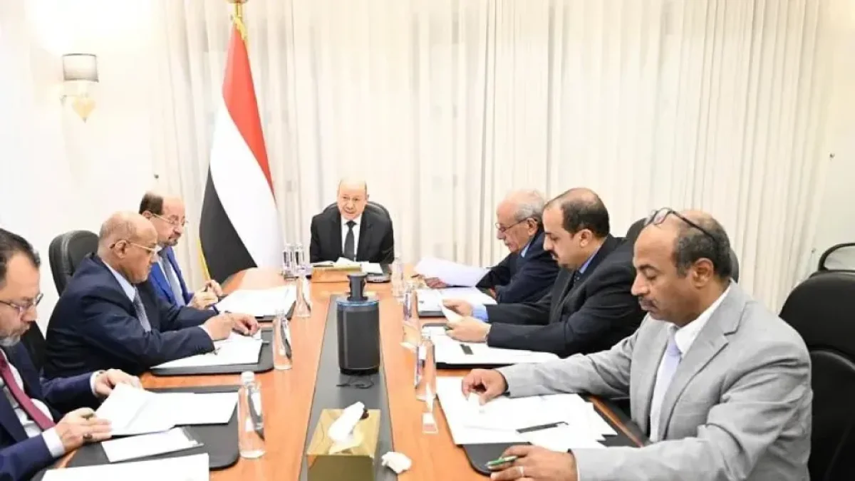عاجل: الرئيس العليمي يتحرك بقوة في ملف الكهرباء والمرتبات ومصادر تتوقع الخطوة القادمة