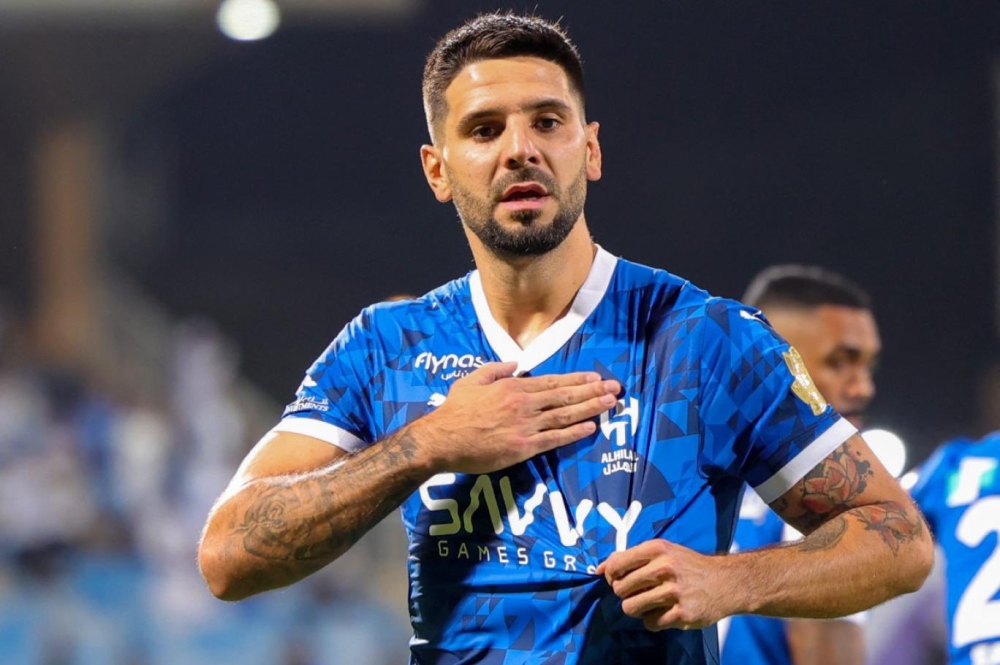 تسريب رسالة ميتروفيتش الأخيرة التي ابكت جماهير الهلال